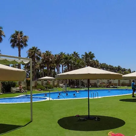 2 Bedroom Cozy In Oropesa Apartamento