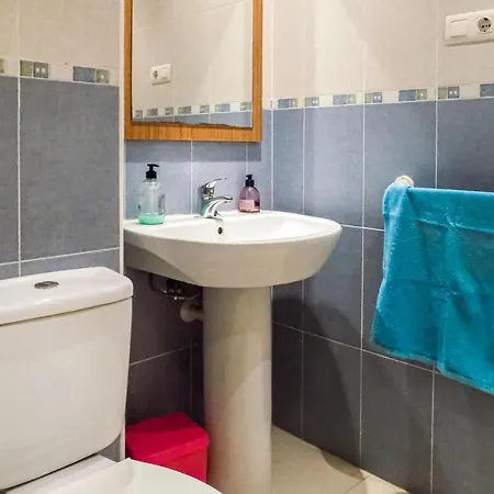 Apartamento 2 Bedroom Cozy In Oropesa